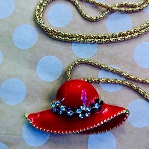 Red hap pendant necklace